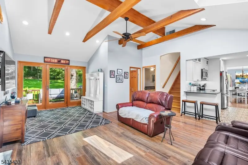 61 Tamarack Trl, Stockholm, NJ 07460 - #3