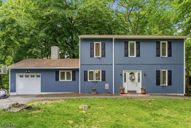 3 Crows Nest Rd, Byram, NJ 07821 - #1