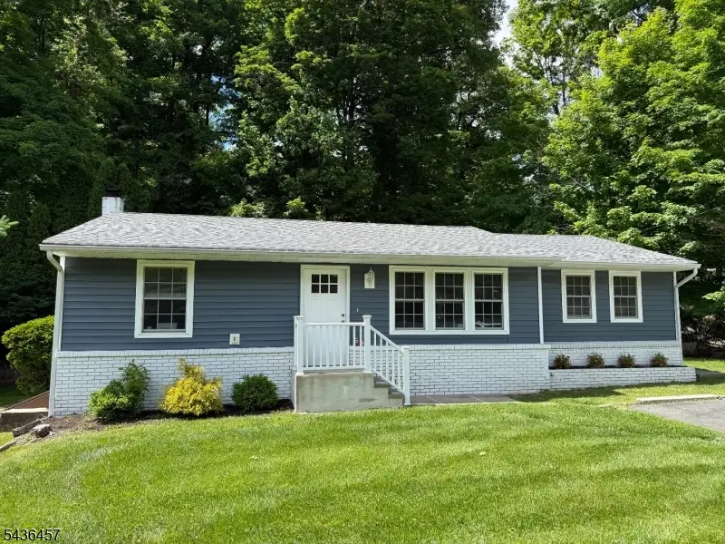 68 Dupont Ave, Hopatcong, NJ 07843 - #1