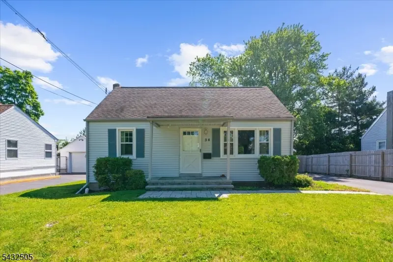 34 Allen St, Flemington, NJ 08822 - #1