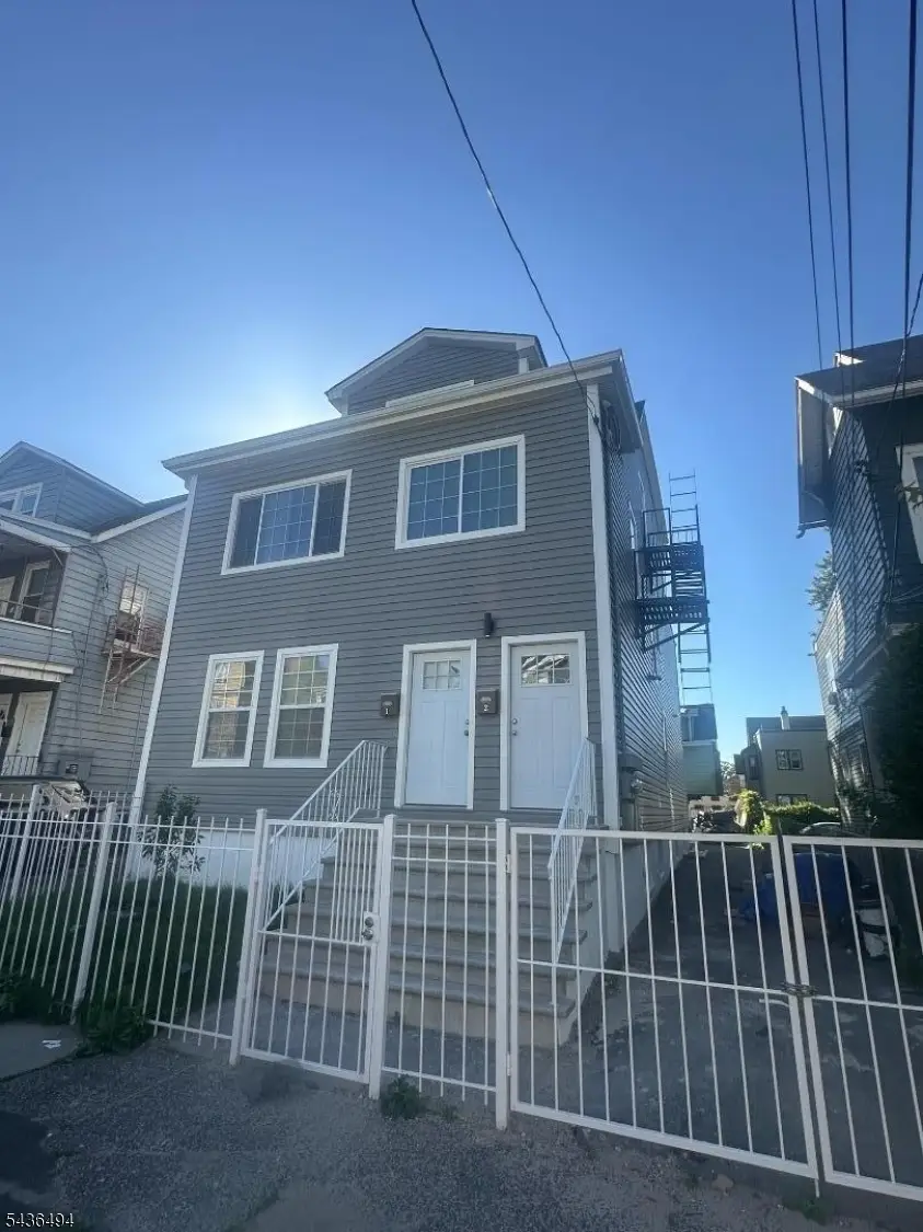 272 Schley St, Newark, NJ 07112 - #1