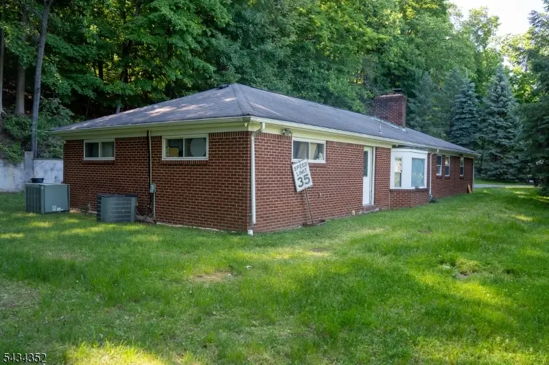 45 Peters Ln, North Haledon, NJ 07508 - #2
