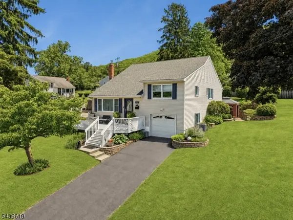 1 Lincoln Ave, Ogdensburg Boro, NJ 07439