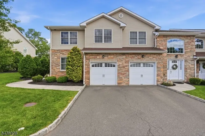 41 Harvey Ct, Clark, NJ 07066 - #2