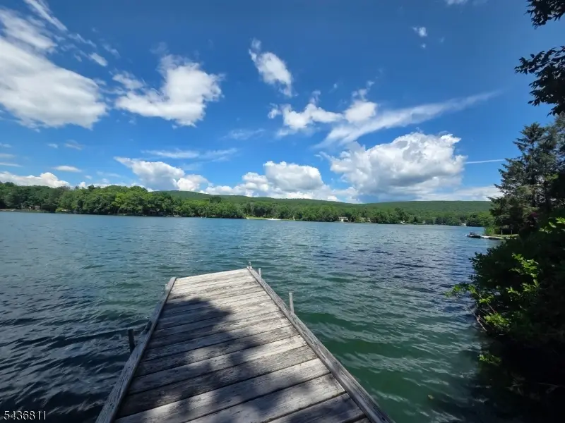 40 E Shore Dr, Crandon Lakes, NJ 07860 - #3