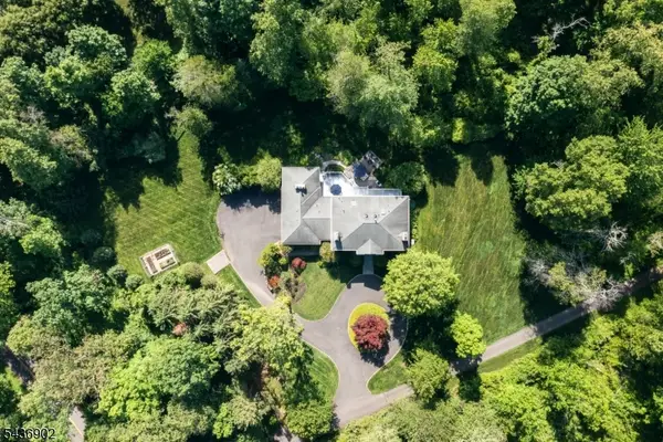 77 Pleasantville Rd, Harding Twp., NJ 07976