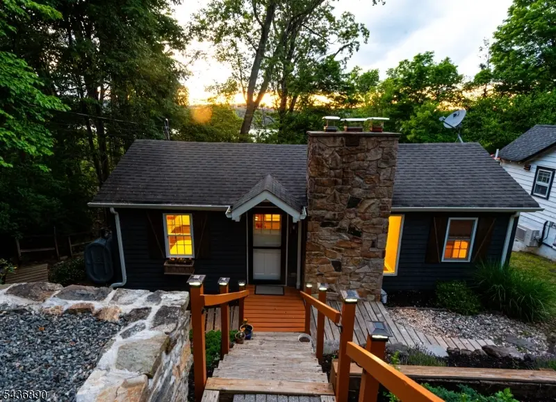 83 Hilltop Trl, Lake Mohawk, NJ 07871 - #3