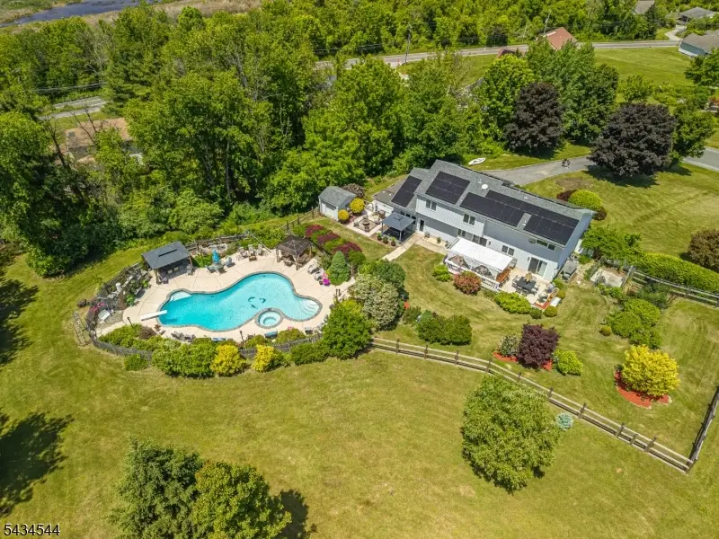 4 Campbell Dr, Hardyston, NJ 07419 - #1