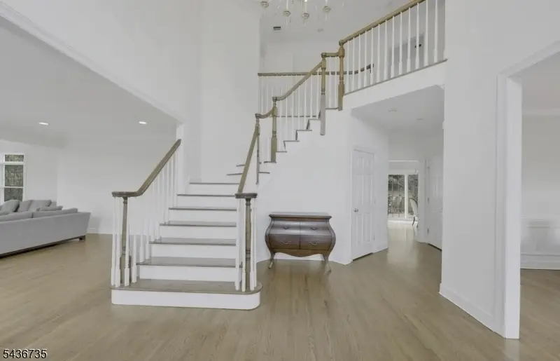 66 Beachmont Terrace, North Caldwell, NJ 07006 - #3