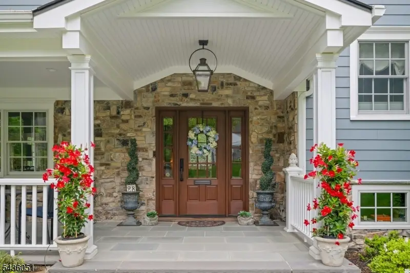 28 Club Ln, New Providence, NJ 07901 - #2