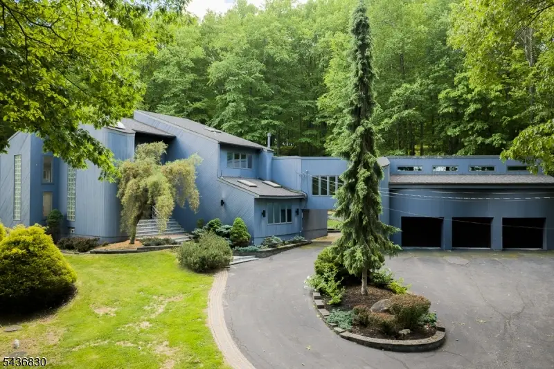 16 Perona Rd, Andover, NJ 07821 - #1