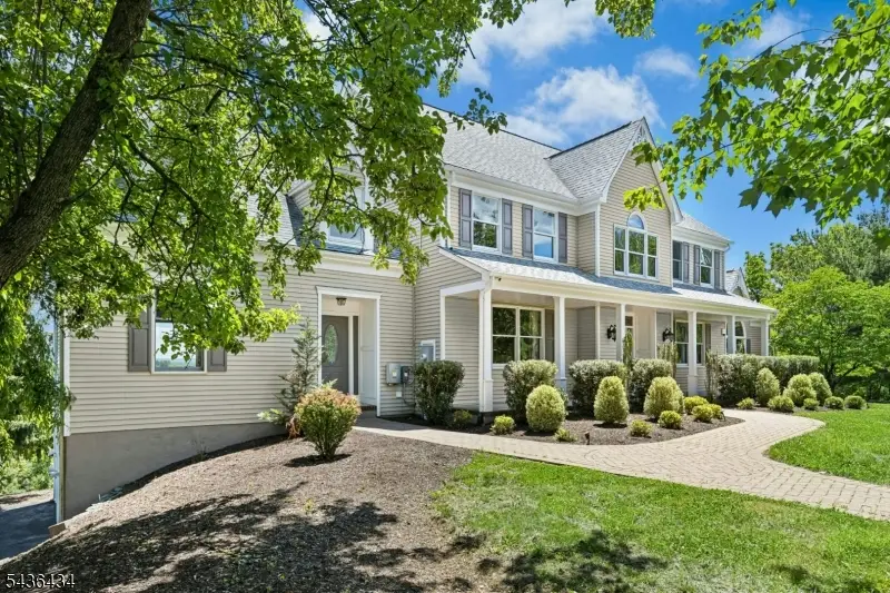 10 Red Robin Way, Raritan, NJ 08822 - #2