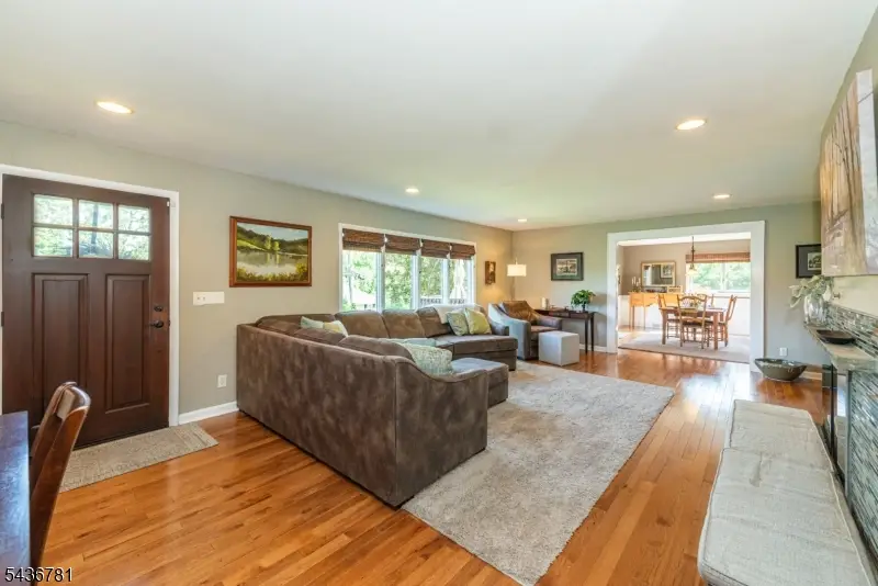 327 Pleasant Hill Rd, Chester, NJ 07930 - #3