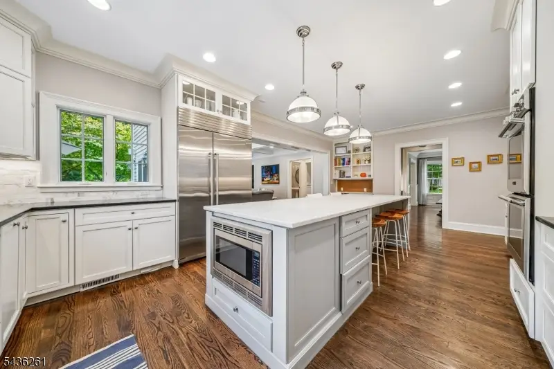 20 Country Club Dr, Chatham, NJ 07928 - #3