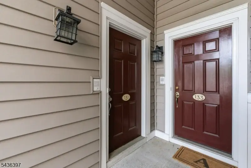 131 Brittany Ct, Clifton, NJ 07013 - #3