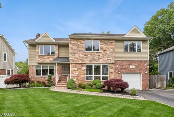 121 N Cottage Pl, Westfield Town, NJ 07090