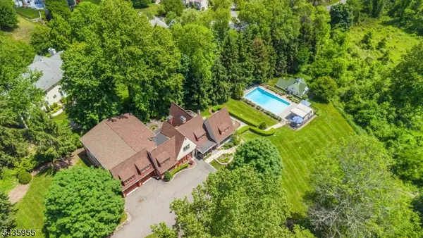 43 Knox Hill Rd, Morris Twp., NJ 07960