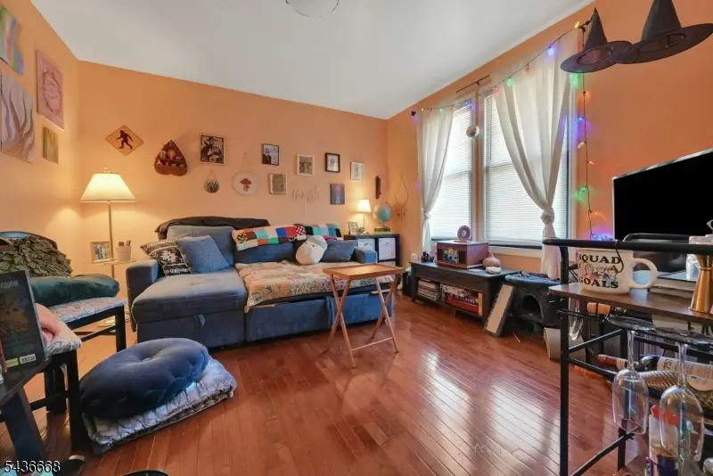 14 Wheeler St, Montclair, NJ 07042 - #3