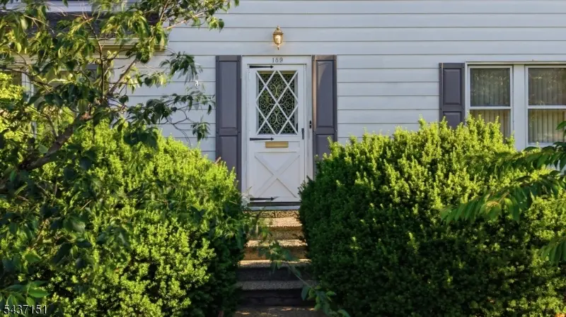 189 Tappan Ave, Belleville, NJ 07109 - #2