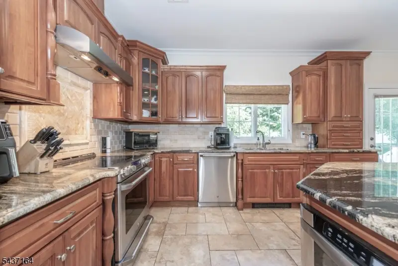 89 Clinton Ave, Budd Lake, NJ 07828 - #3