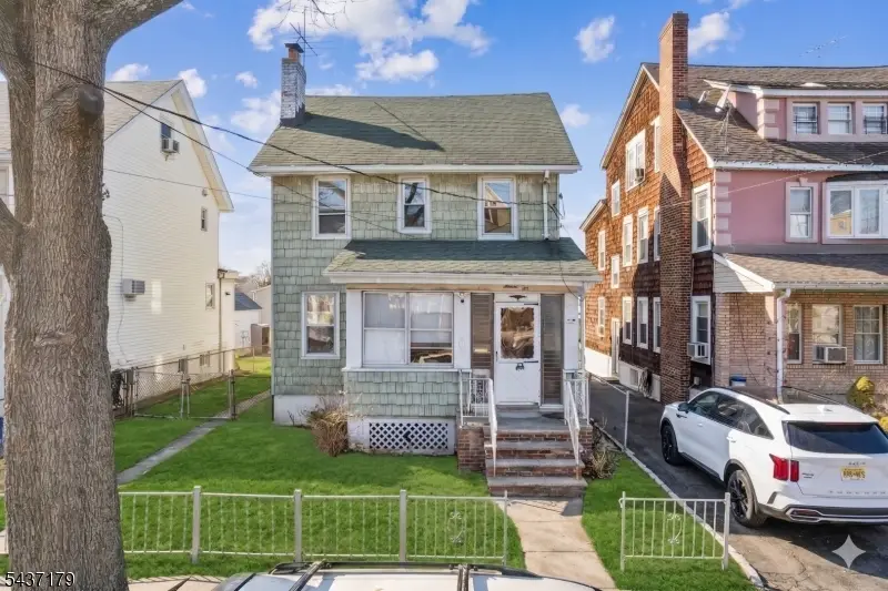 96 Beaumont Pl, Newark, NJ 07104 - #1