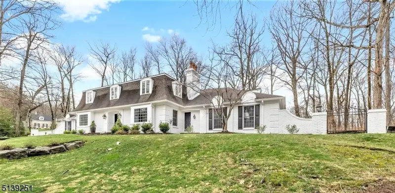 5 Sherwood Dr, Watchung, NJ 07069 - #3