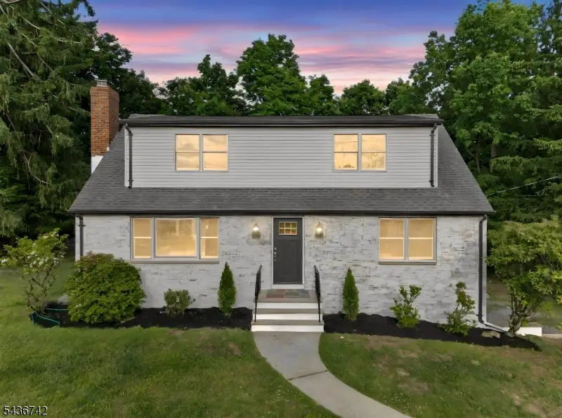 11 Franklin St, Mahwah, NJ 07430 - #1