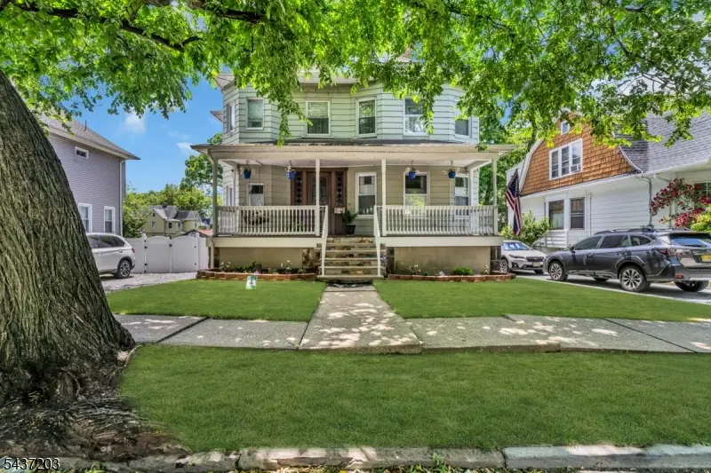 153 Mt Vernon St, Ridgefield Park, NJ 07660 - #3