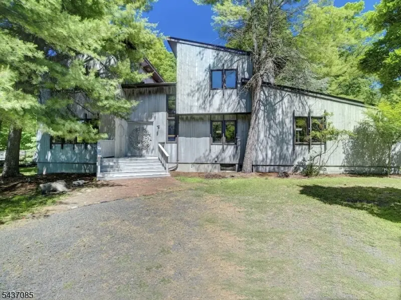 943 Sunset Rdg, Bridgewater, NJ 08807 - #1