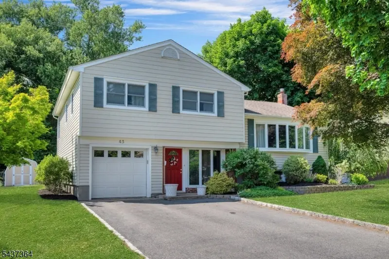 43 Crown Rd, Boonton, NJ 07005 - #1