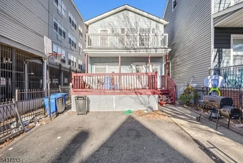 53 12th Ave, Paterson, NJ 07501 - #1