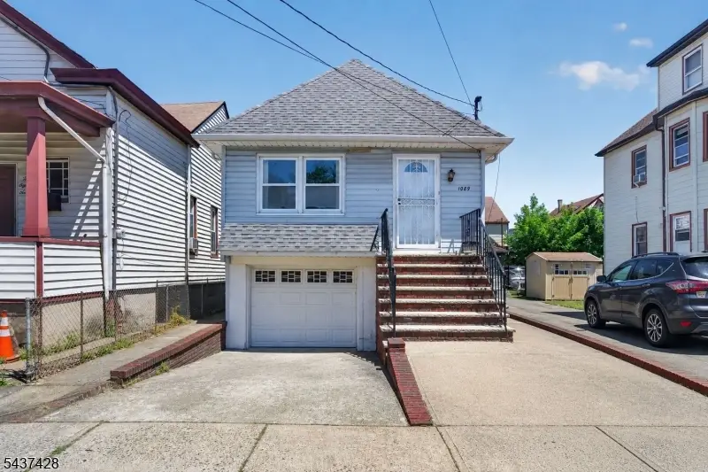 1089 E 23rd St, Paterson, NJ 07513 - #1
