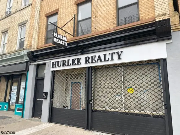 309 Martin Luther King Jr Dr, Jersey City, NJ 07305
