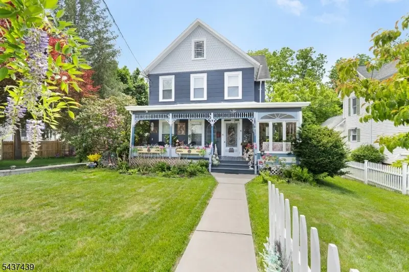 16 Sycamore St, Sussex, NJ 07461 - #1