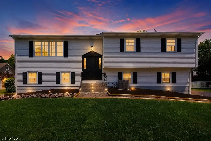 10 Red Oak Way, Bridgewater, NJ 08807 - #1