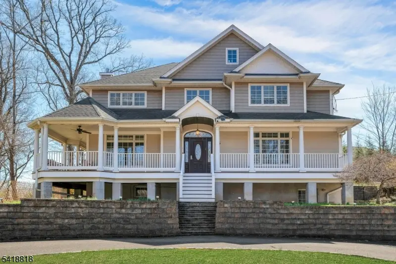 26 Sunset Rd, Livingston, NJ 07039 - #1