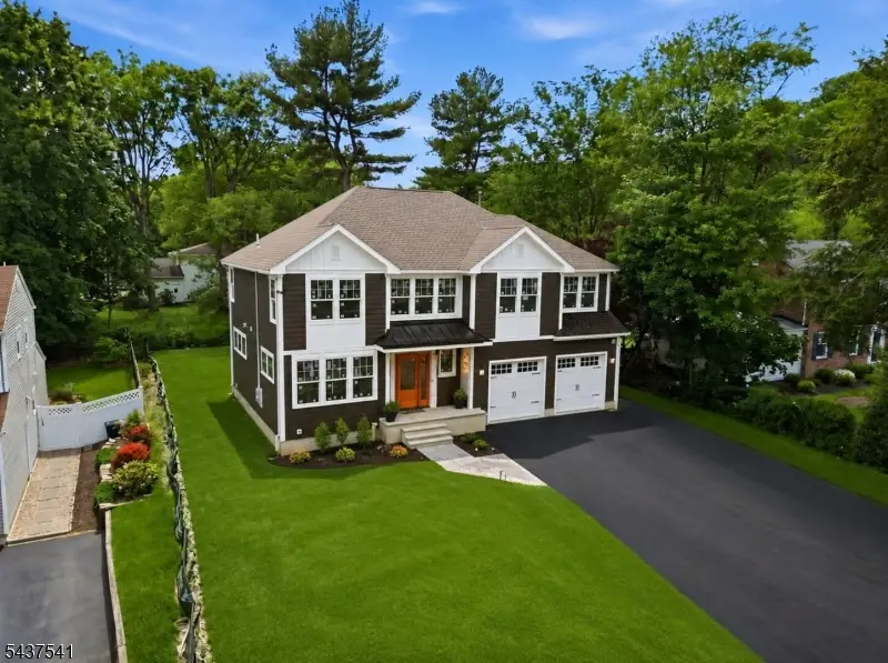 21 Valemont Way, Summit, NJ 07901 - #1