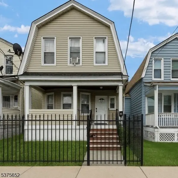 41 Coit St, Irvington Twp., NJ 07111