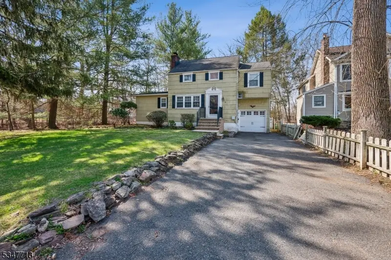 26 Wardell Rd, Livingston, NJ 07039 - #1