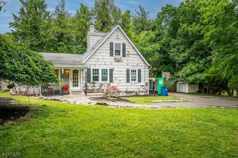44 Lynwood Ave, Franklin Park, NJ 08823 - #2