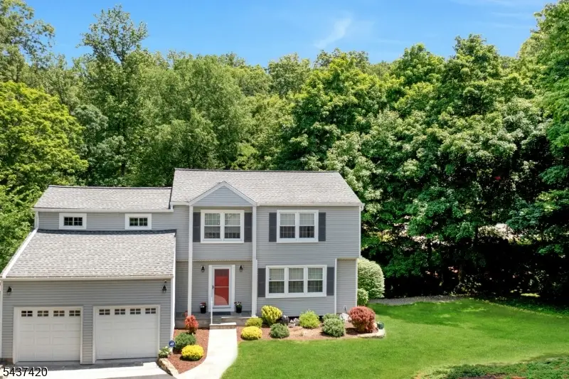 4 Ashley Ct, Morris, NJ 07960 - #1