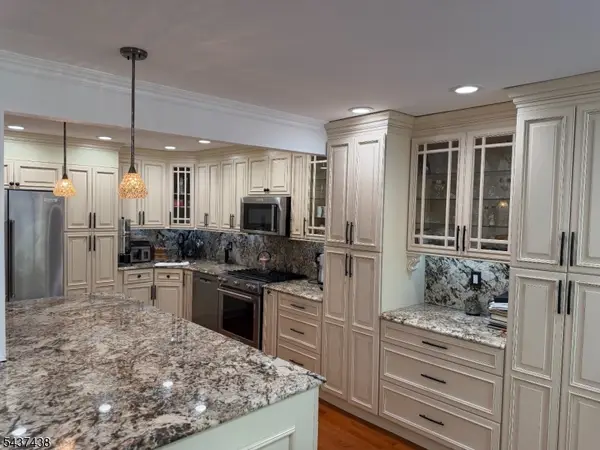 22 Averell Dr #22, Parsippany-Troy Hills Twp., NJ 07950