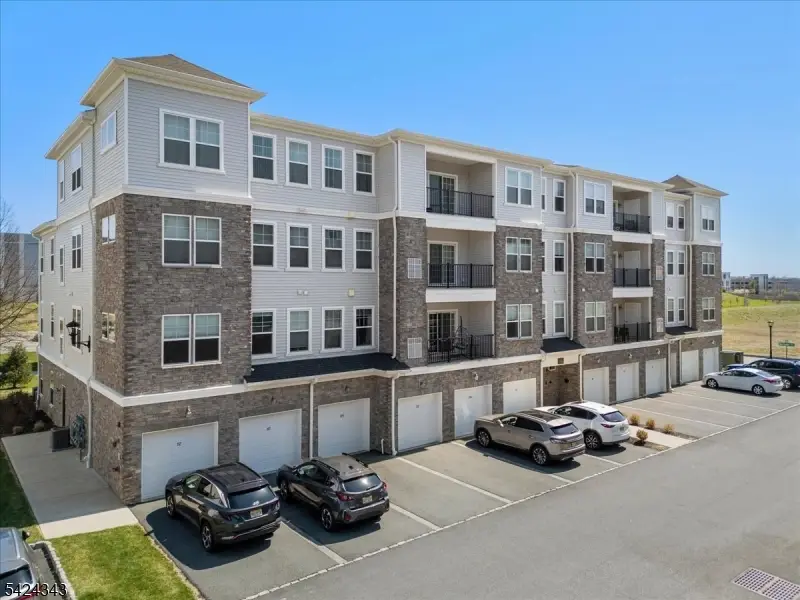 11 Veterans Way #111, Parsippany Troy Hills, NJ 07950 - #1