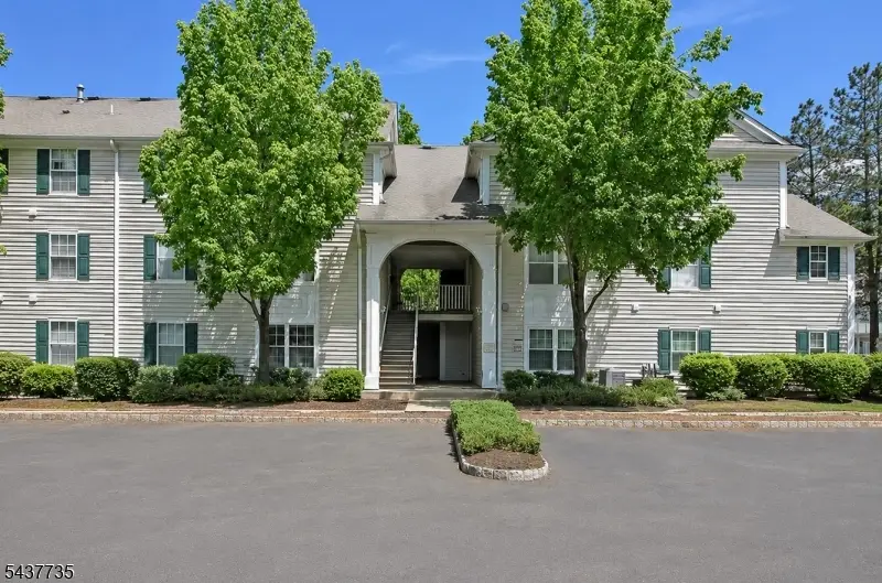 18i Ashington Club Rd #18, Far Hills, NJ 07931 - #1