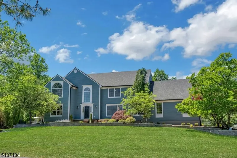 1 Curtis Trl, Martinsville, NJ 08836 - #3