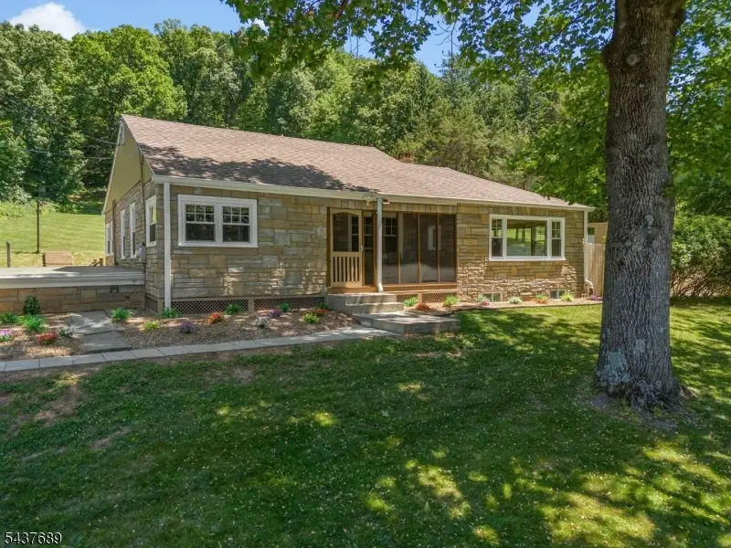 1813 Washington Valley Rd, Martinsville, NJ 08836 - #1