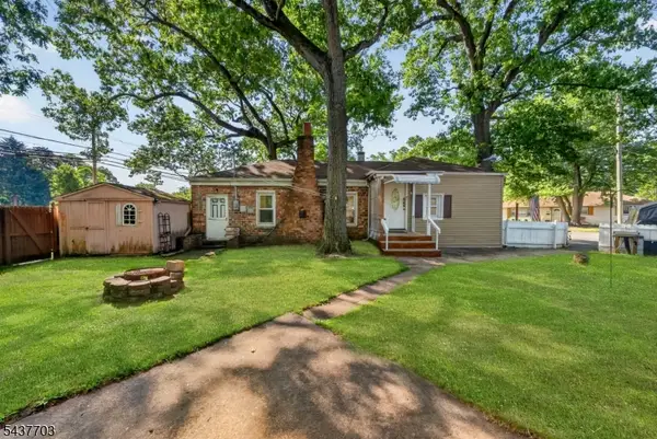 31 Monmouth Rd, Monroe Twp., NJ 08831