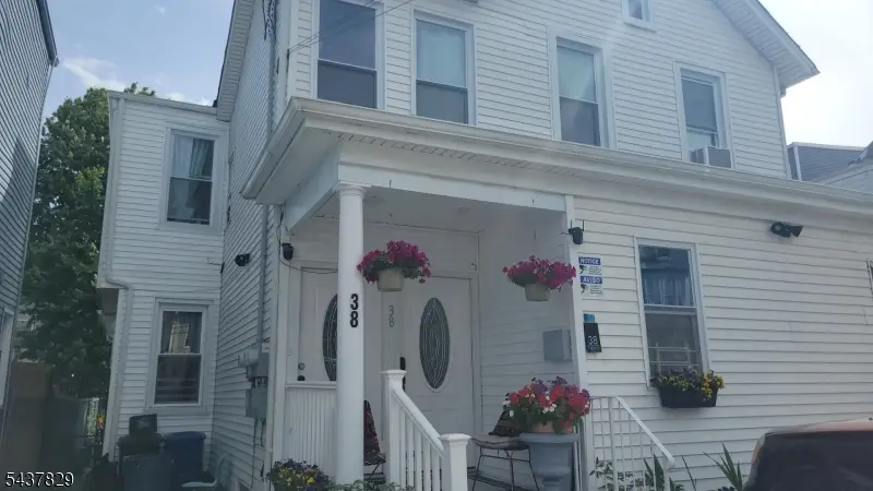 38 Taylor St, Newark, NJ 07104 - #1