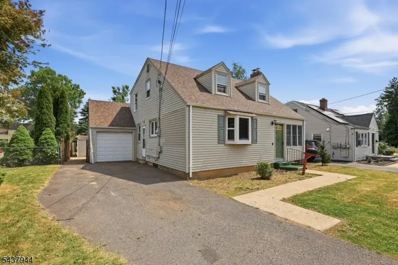 641 Greenbrook Rd, North Plainfield, NJ 07063 - #3