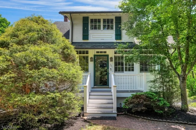 331 Chestnut St, Stirling, NJ 07980 - #1